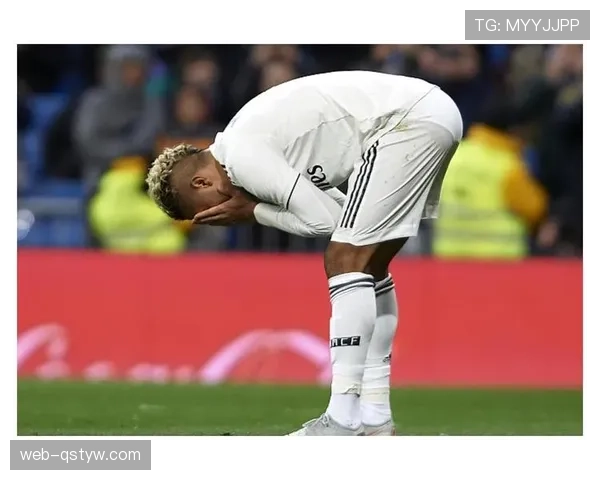 埃托奥连续强强对话撕开防线，高效终结展现老将锋霸本色