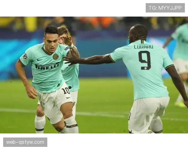 劳塔罗与卢卡库锋线适配性及进攻效率差异解析